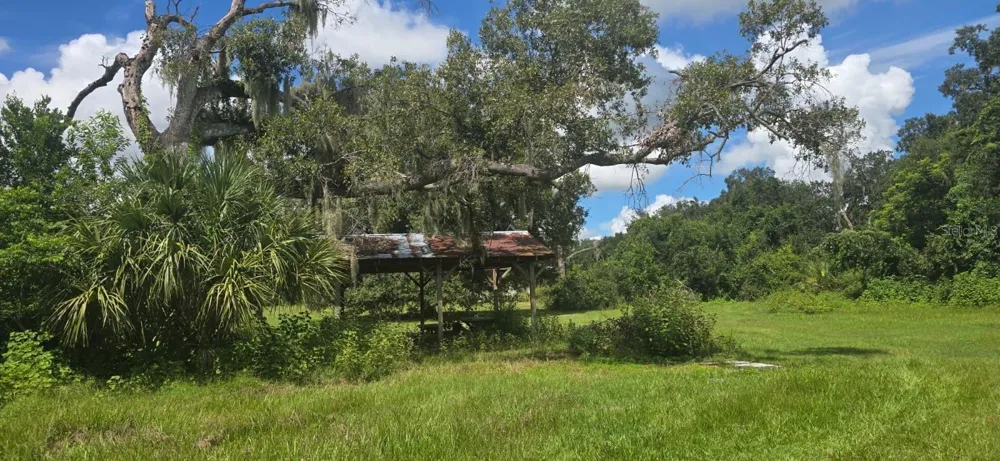 4511 E KEYSVILLE ROAD Lithia, FL 33547