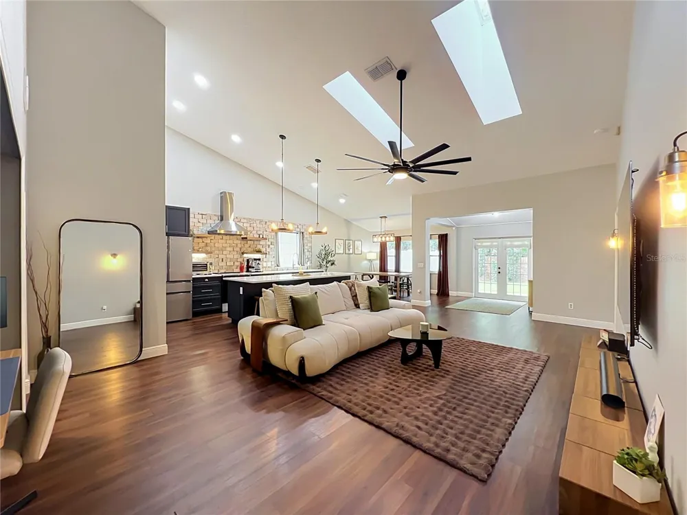 3402 TALL TIMBER DRIVE Orlando, FL 32812