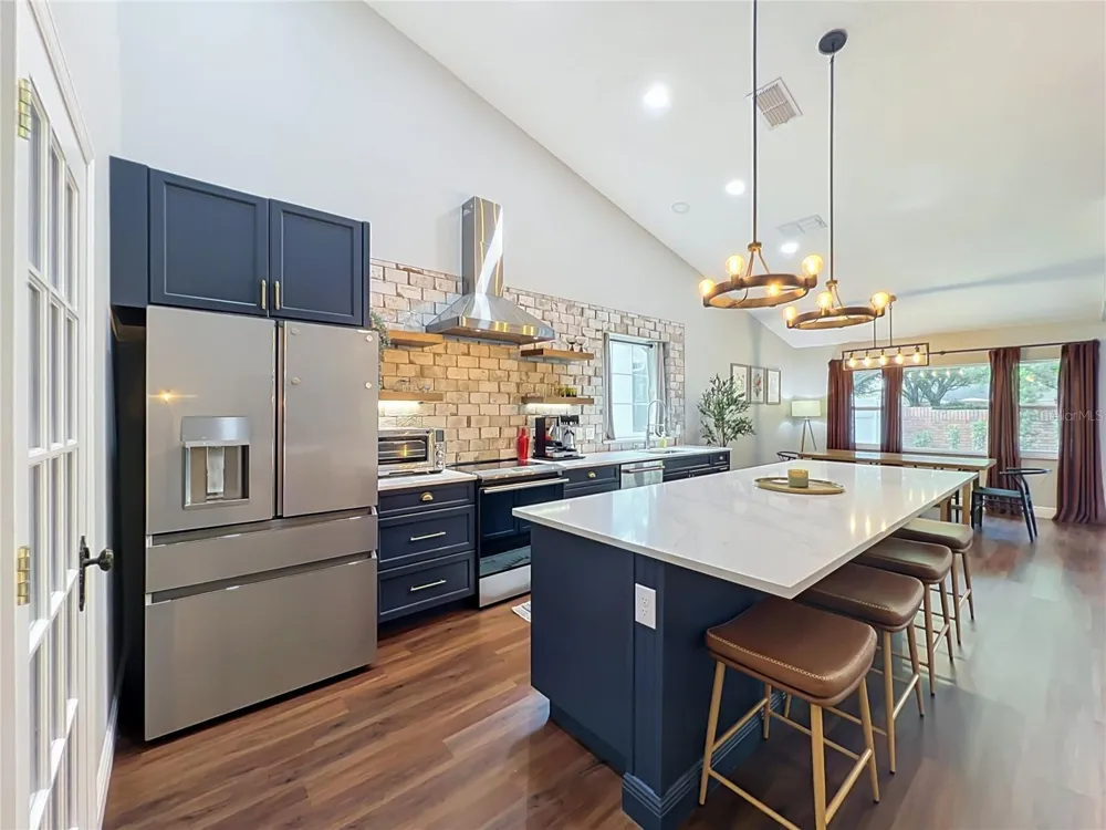 3402 TALL TIMBER DRIVE Orlando, FL 32812