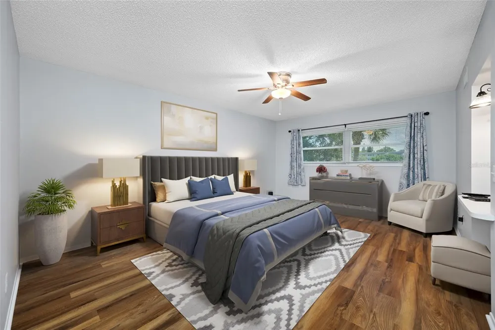 2258 WORLD PARKWAY BOULEVARD W #40 Clearwater, FL 33763