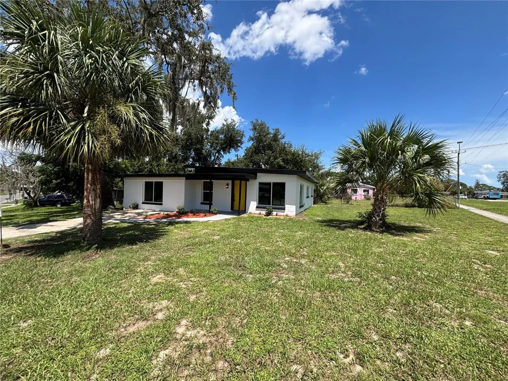1041 ROSELLA LANE Titusville, FL 32780