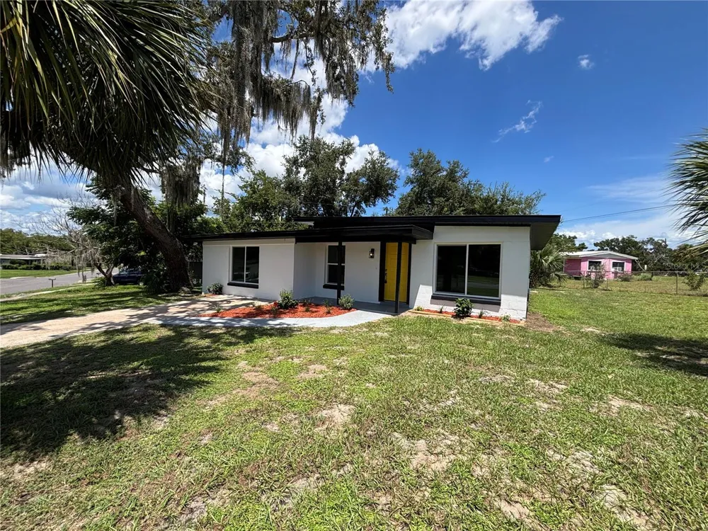 1041 ROSELLA LANE Titusville, FL 32780