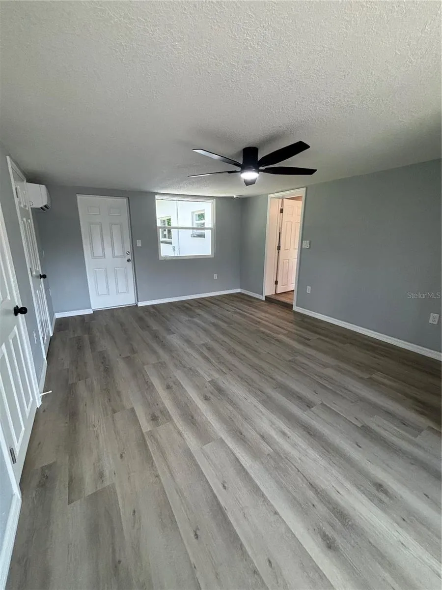 1041 ROSELLA LANE Titusville, FL 32780