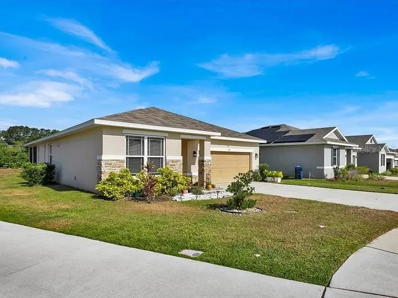 380 LAKE SMART CIRCLE Winter Haven, FL 33881