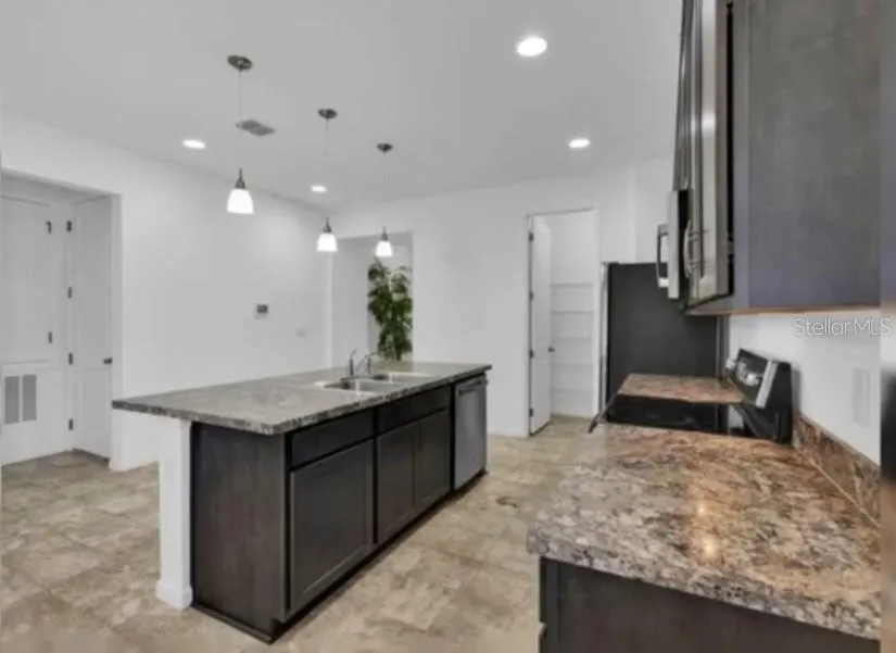 380 LAKE SMART CIRCLE Winter Haven, FL 33881