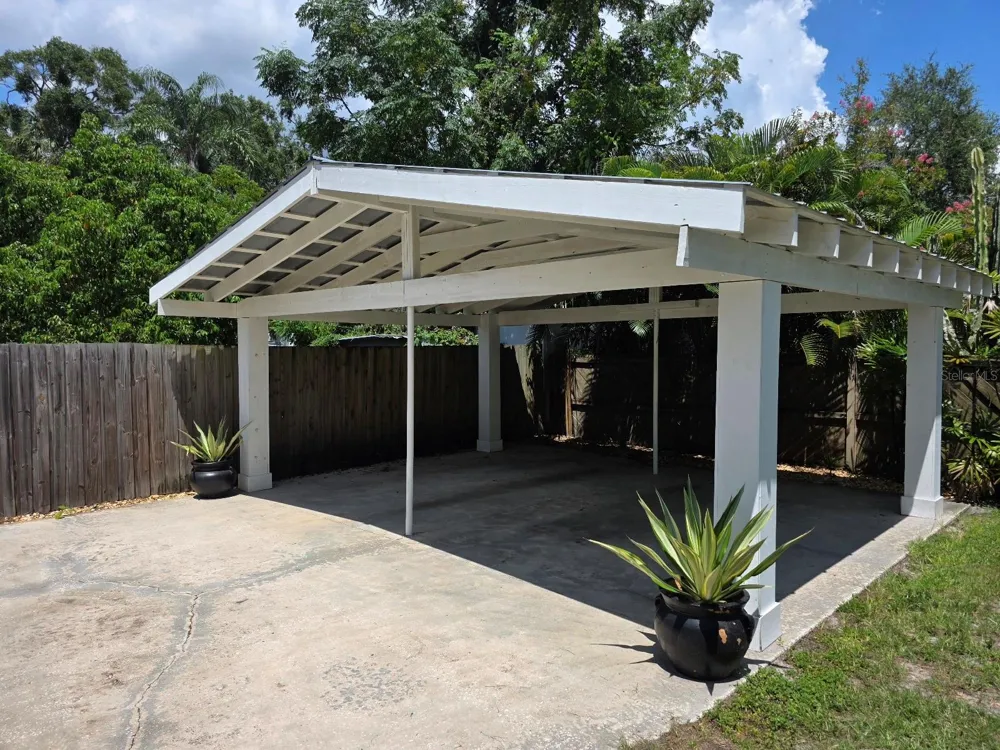 1520 S HABANA AVENUE Tampa, FL 33629