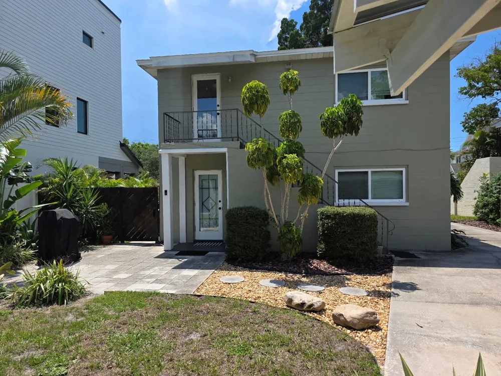 1520 S HABANA AVENUE Tampa, FL 33629