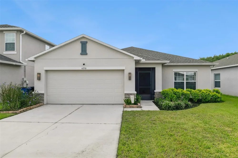 4250 SOUTHERN VISTA LOOP St Cloud, FL 34772