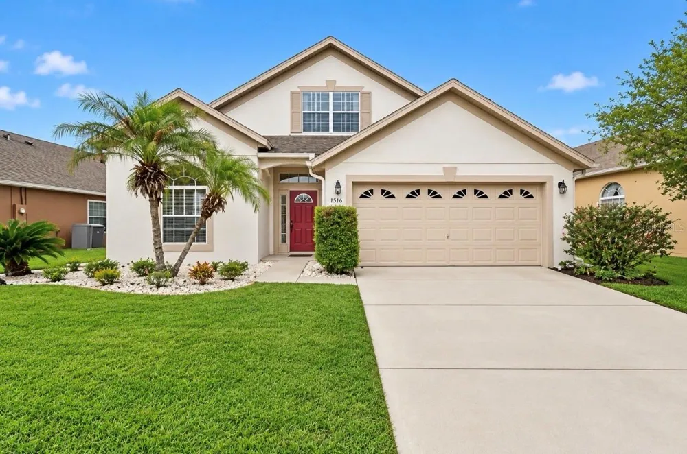1109 ROYAL SAINT GEORGE DRIVE Orlando, FL 32828