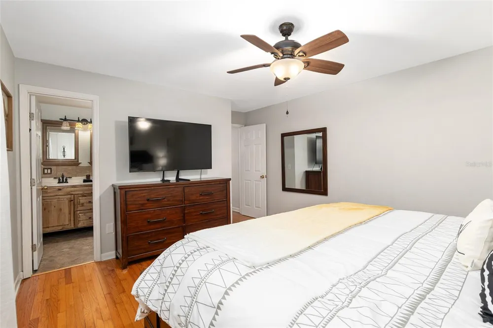 717 NE 39TH COURT ocala, FL 34470