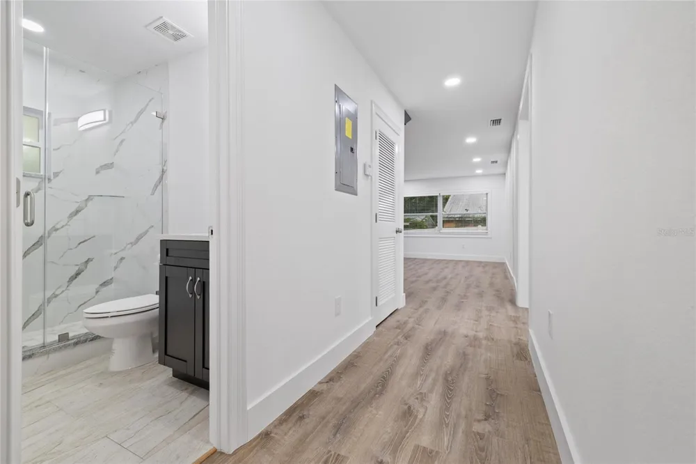 6703 BOULEVARD Tampa, FL 33604