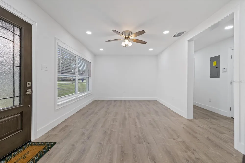 6703 BOULEVARD Tampa, FL 33604