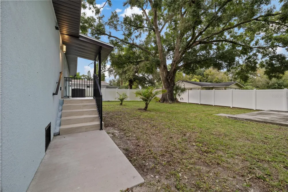 6703 BOULEVARD Tampa, FL 33604