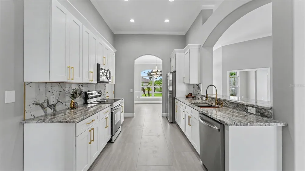 274 RUBY LAKE LANE Winter Haven, FL 33884