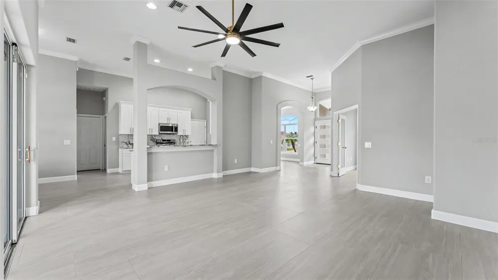 274 RUBY LAKE LANE Winter Haven, FL 33884