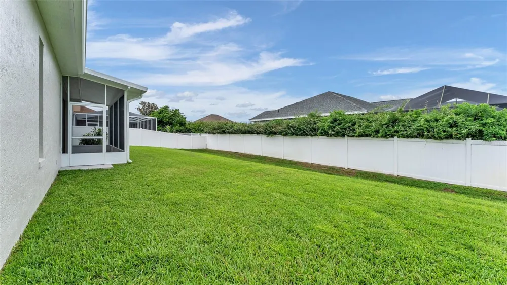 274 RUBY LAKE LANE Winter Haven, FL 33884