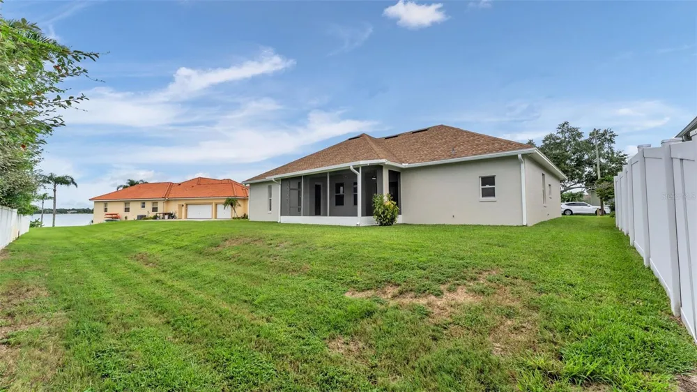 274 RUBY LAKE LANE Winter Haven, FL 33884
