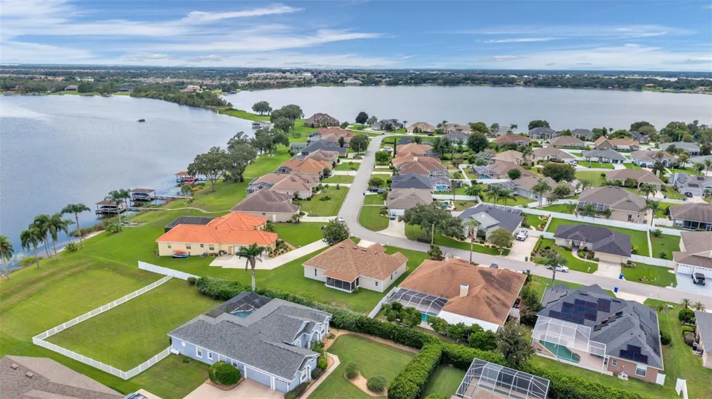 274 RUBY LAKE LANE Winter Haven, FL 33884