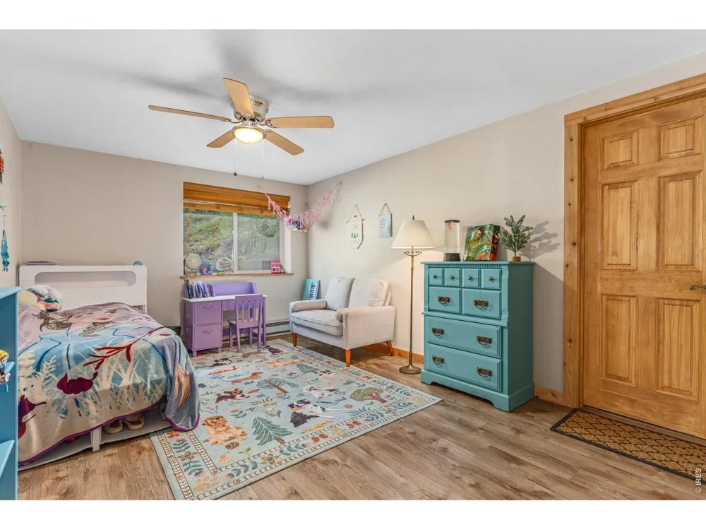 459 Streamside Drive Glen Haven, CO 80532