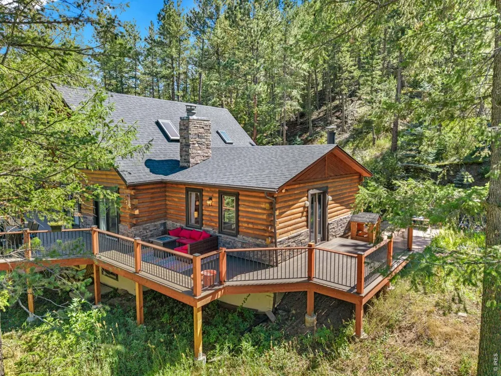 459 Streamside Drive Glen Haven, CO 80532