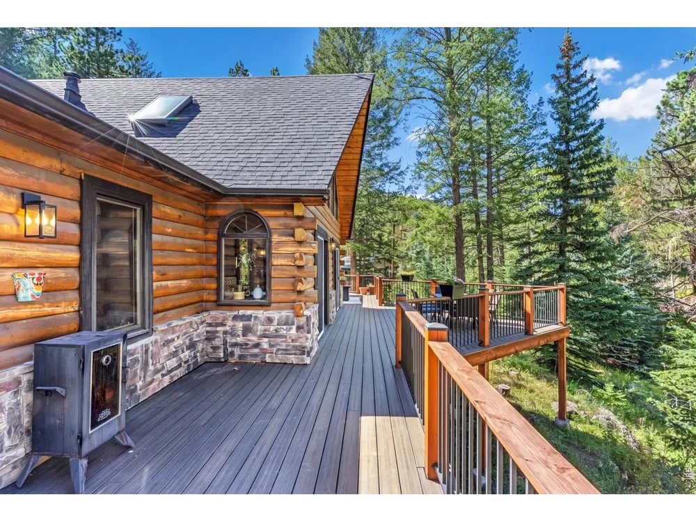 459 Streamside Drive Glen Haven, CO 80532