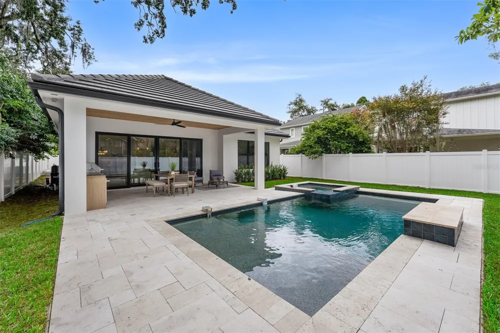 10 W HARVARD STREET Orlando, FL 32804