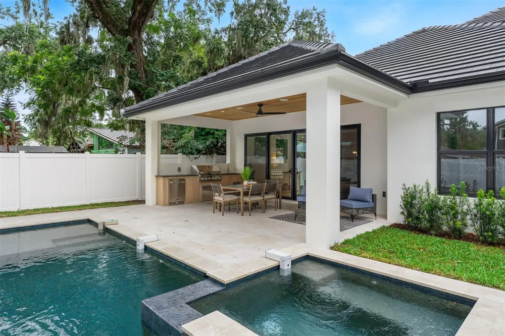 10 W HARVARD STREET Orlando, FL 32804
