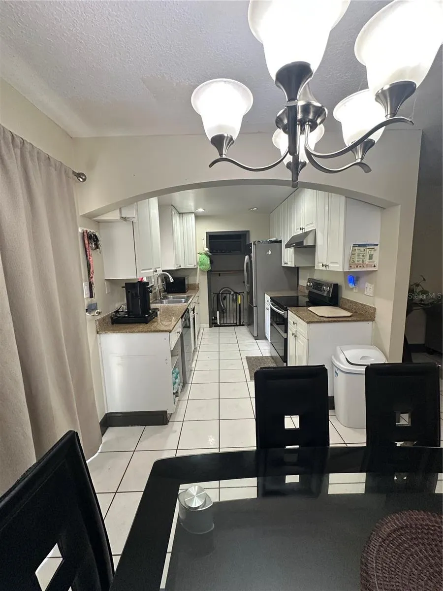 4605 E YUKON STREET Tampa, FL 33617
