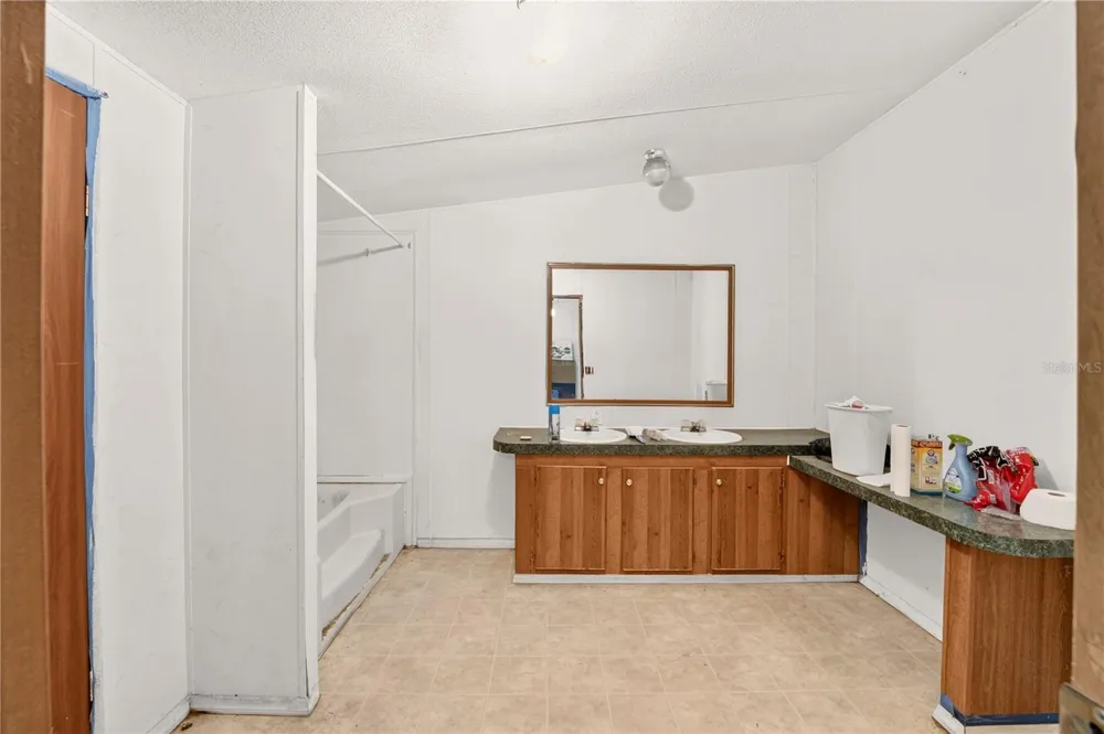 9316 SW 99TH PLACE Gainesville, FL 32608
