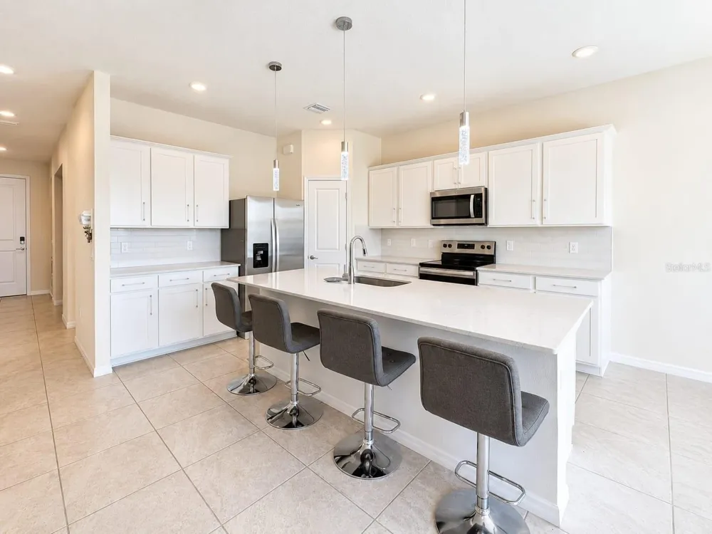3078 NORCOTT DRIVE Davenport, FL 33837