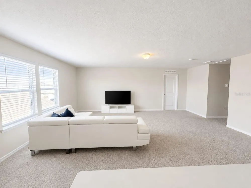 3078 NORCOTT DRIVE Davenport, FL 33837