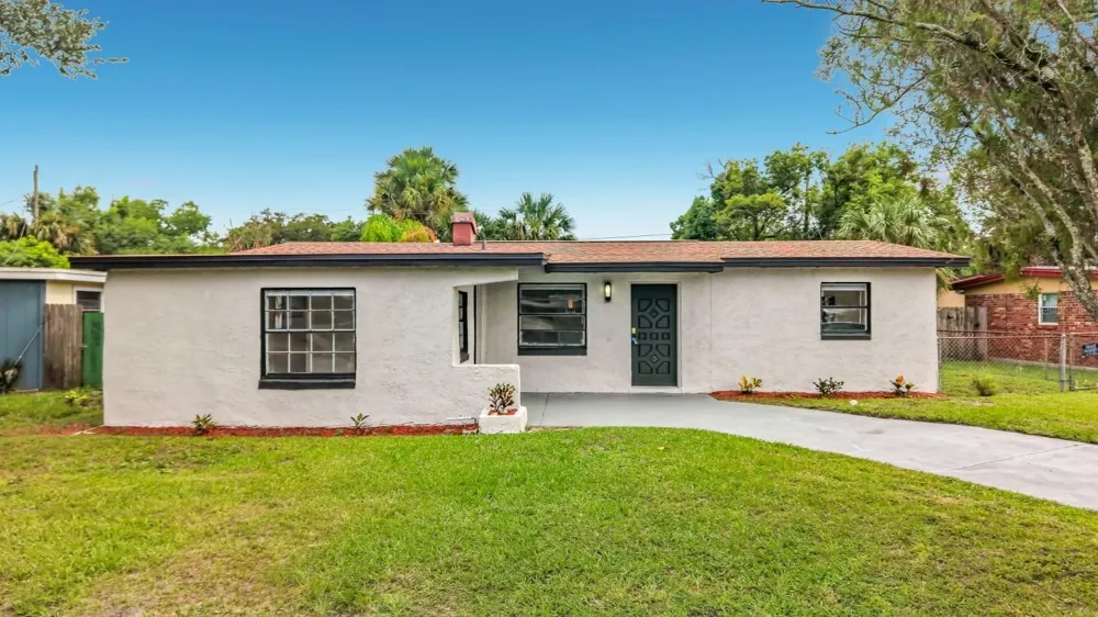 113 BOB THOMAS CIRCLE Sanford, FL 32771