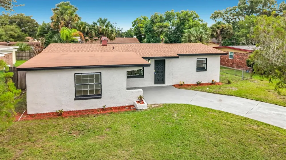 113 BOB THOMAS CIRCLE Sanford, FL 32771