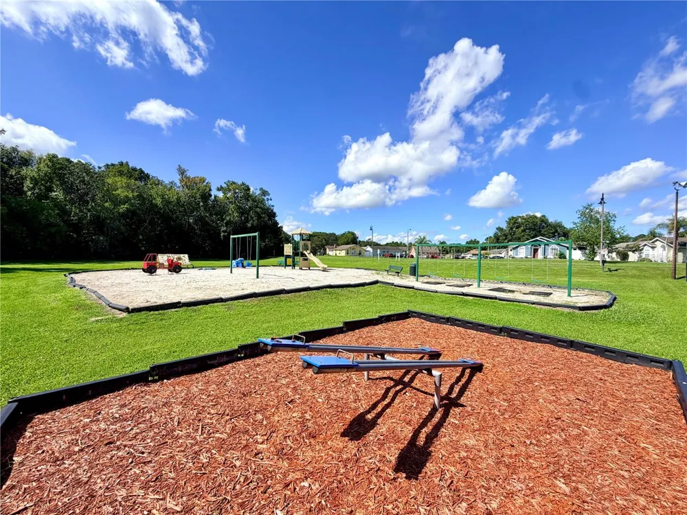 284 WOODGREEN LANE Winter Springs, FL 32708