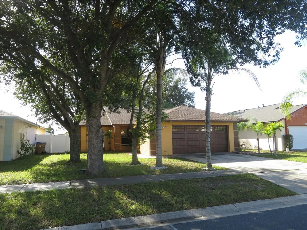 3115 SMOKE SIGNAL CIRCLE Kissimmee, FL 34746