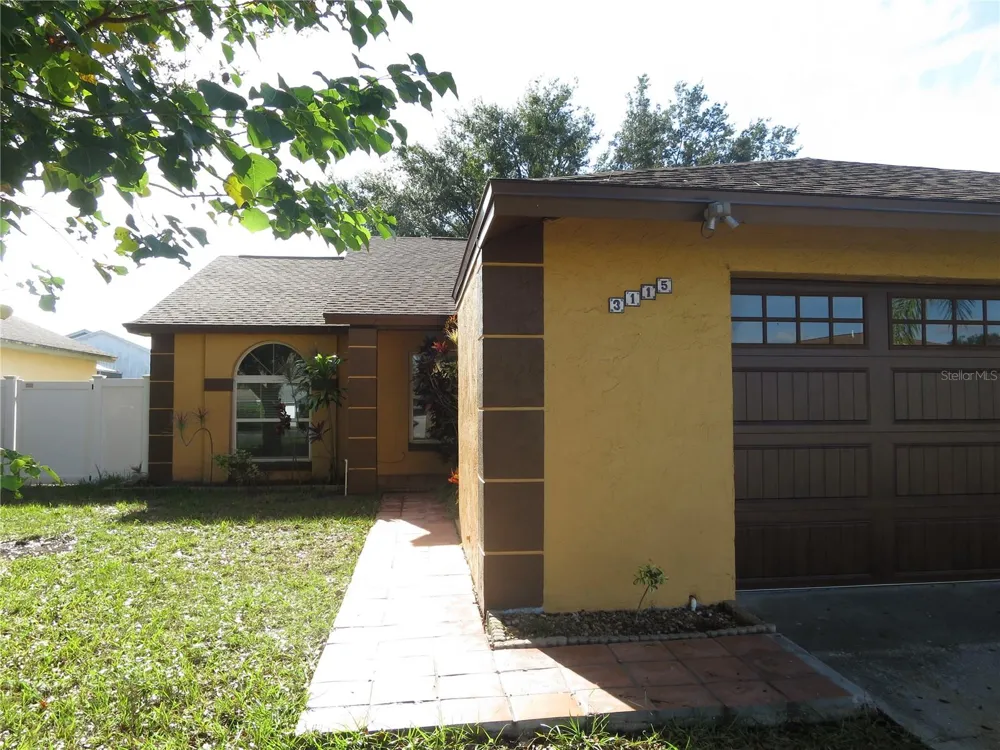 3115 SMOKE SIGNAL CIRCLE Kissimmee, FL 34746