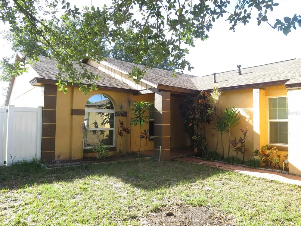 3115 SMOKE SIGNAL CIRCLE Kissimmee, FL 34746
