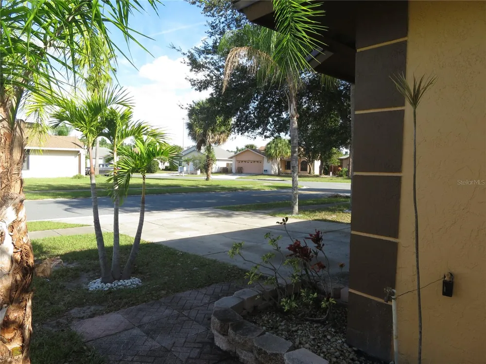 3115 SMOKE SIGNAL CIRCLE Kissimmee, FL 34746