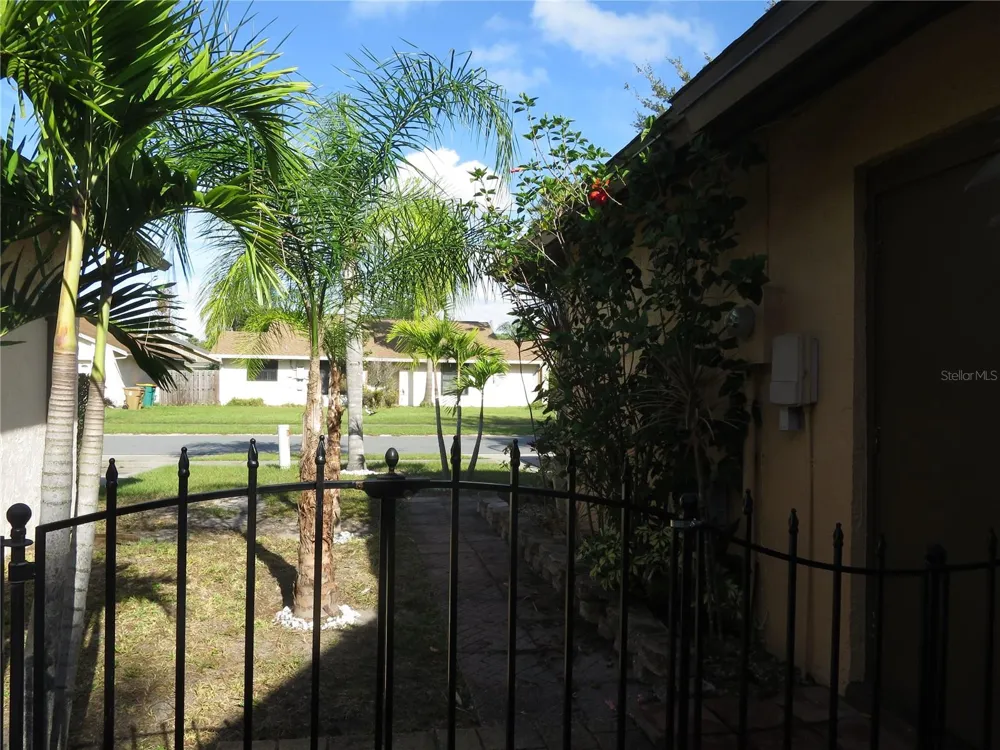 3115 SMOKE SIGNAL CIRCLE Kissimmee, FL 34746