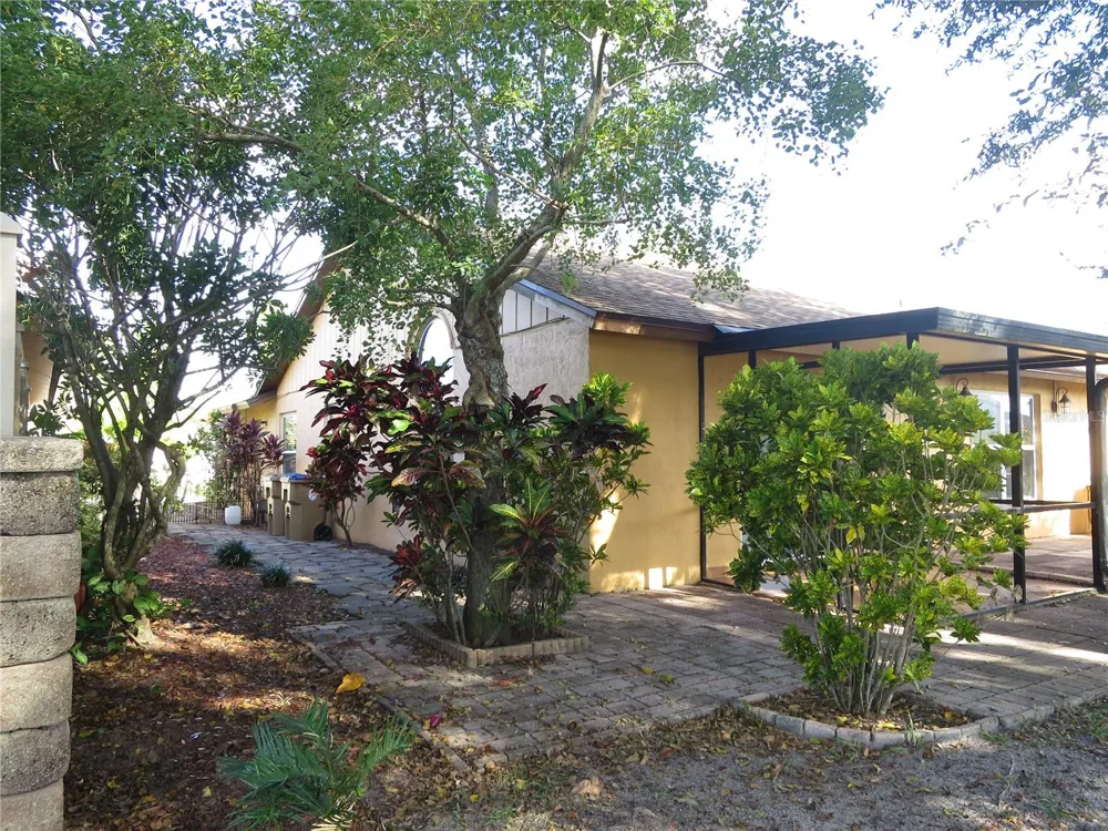 3115 SMOKE SIGNAL CIRCLE Kissimmee, FL 34746