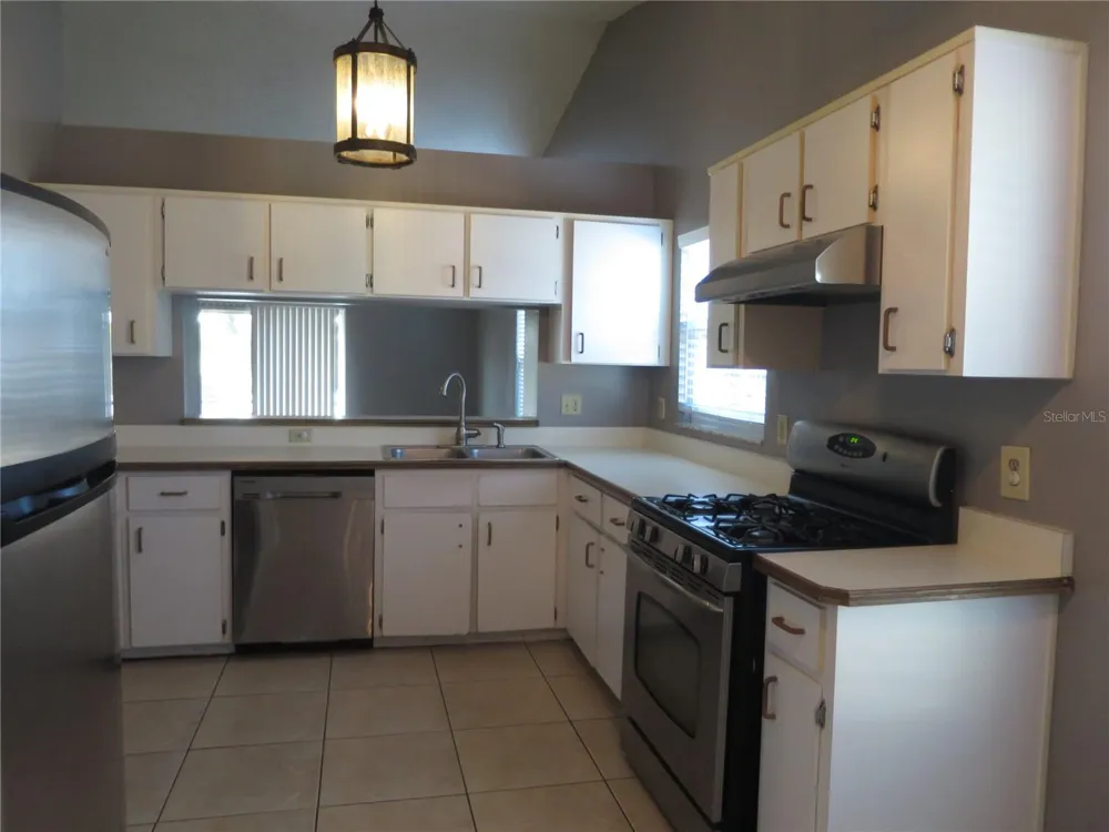3115 SMOKE SIGNAL CIRCLE Kissimmee, FL 34746