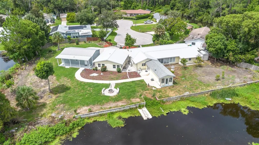 507 PHYLLIS CIRCLE Eustis, FL 32726
