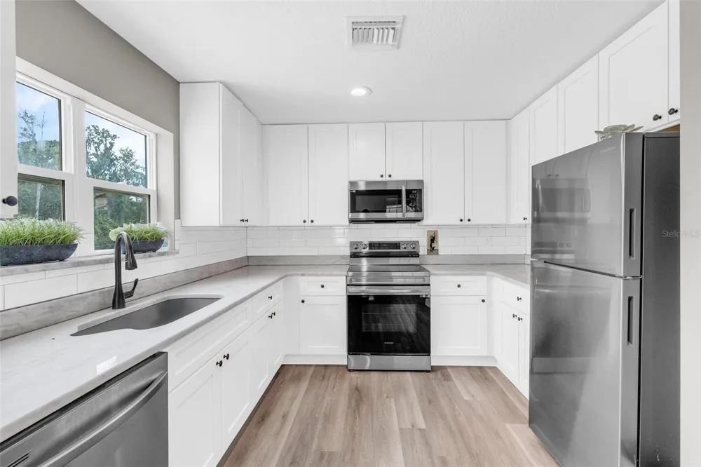 507 PHYLLIS CIRCLE Eustis, FL 32726