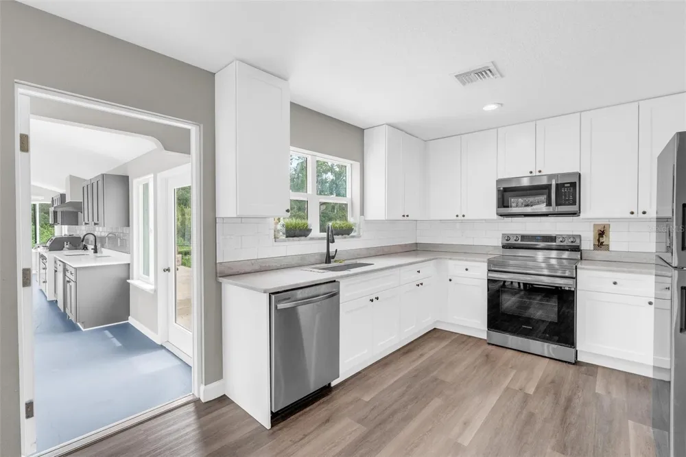 507 PHYLLIS CIRCLE Eustis, FL 32726