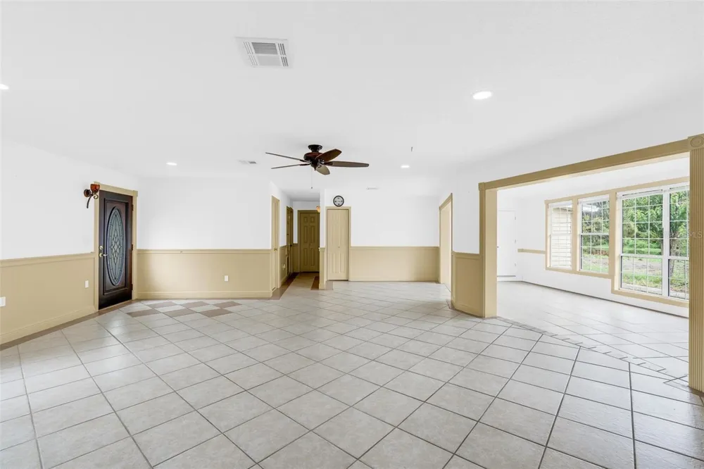 507 PHYLLIS CIRCLE Eustis, FL 32726