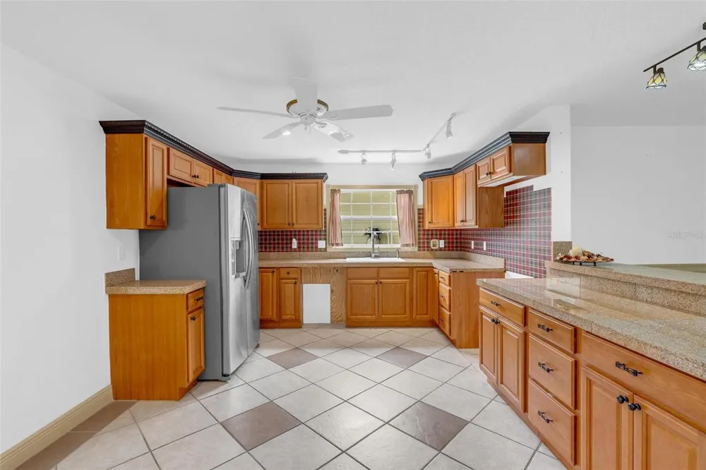 507 PHYLLIS CIRCLE Eustis, FL 32726