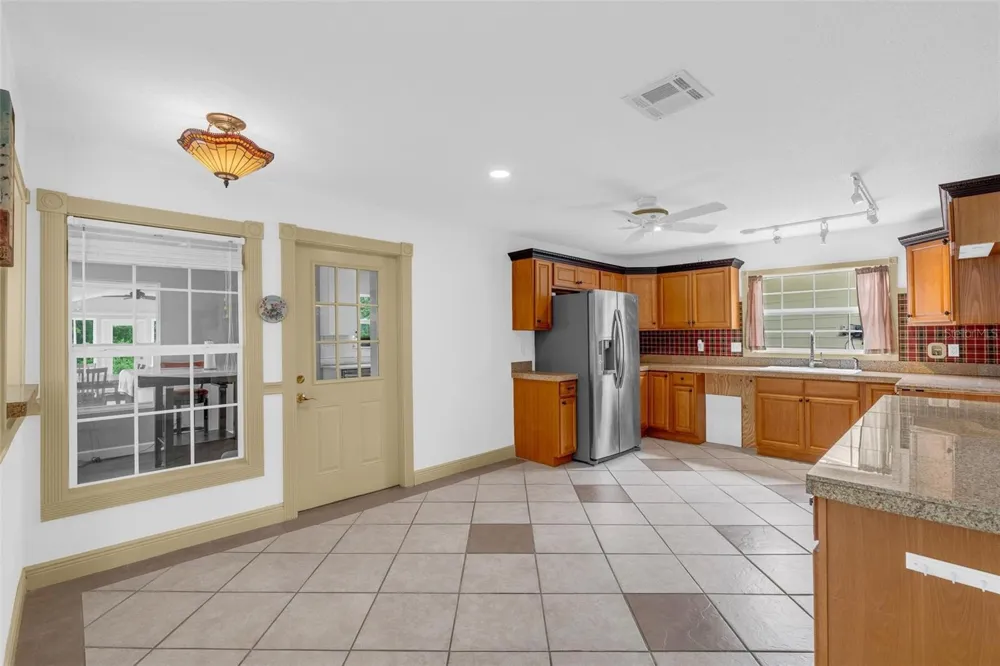 507 PHYLLIS CIRCLE Eustis, FL 32726
