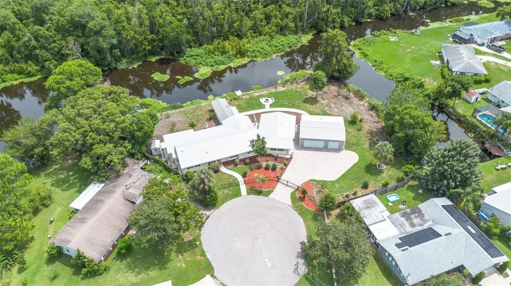 507 PHYLLIS CIRCLE Eustis, FL 32726