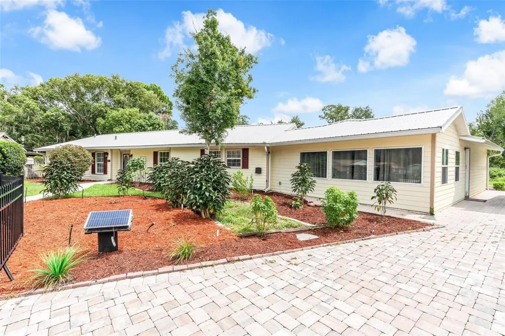 507 PHYLLIS CIRCLE Eustis, FL 32726