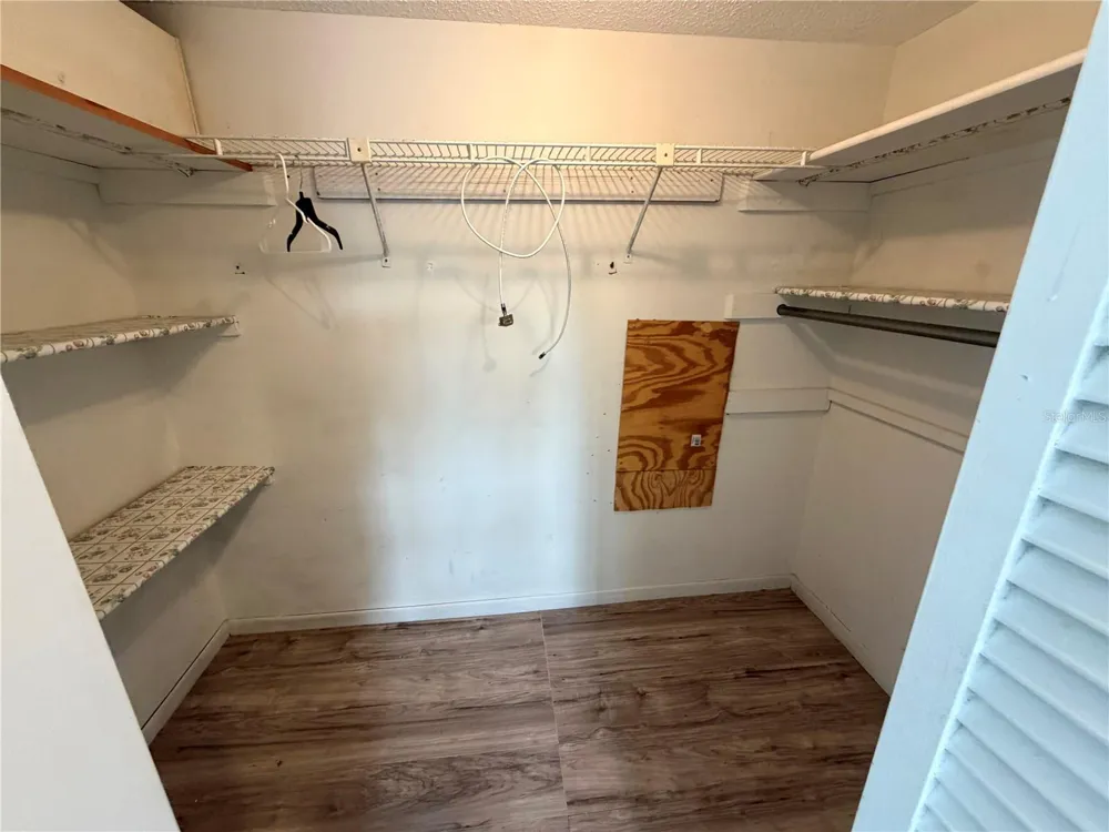 5287 81ST STREET #26 St Petersburg, FL 33709